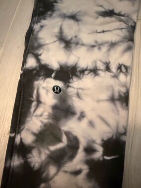 lululemon athletica Gray Tie-Dye Joggers